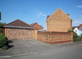 5 Bed Detached House - Sleeps 14