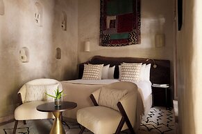 Nobu Riad