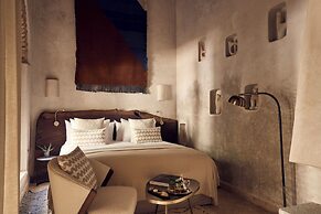 Nobu Riad