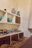 Nobu Riad