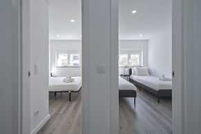 Olivais Modern by Homing