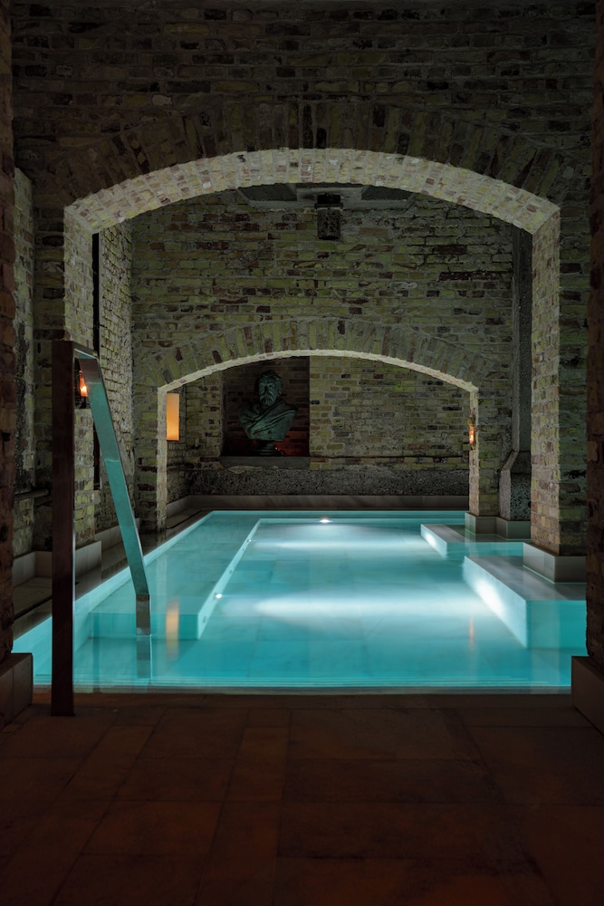 Ottilia Heritage with AIRE Ancient Baths