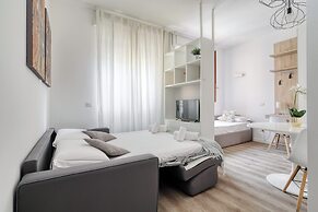 Modern Studios near the City Centre