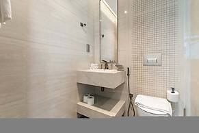 Amazing 2BR in Business Bay With Full Burj View