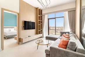 Luxurious Stay in JVC With Rooftop Pool Gym