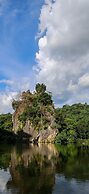 Mountain & Lake Views' Suite Cycas