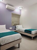 Apollo Guest House – Colaba Causeway