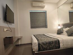 Apollo Guest House – Colaba Causeway