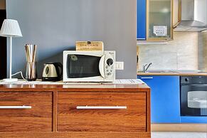 JOIVY Stylish Flat in Porta Genova