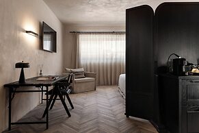 Abella Suites Embonas