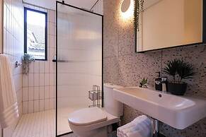 THREE43 on B - Fluent Serviced Apartments