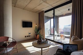 THREE43 on B - Fluent Serviced Apartments