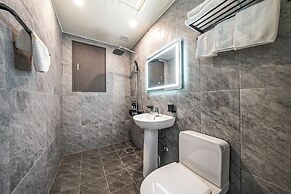 Incheon The Rest Hotel