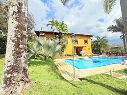 Paradise in San Jeronimo With Air Conditioning and Pool