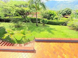 Paradise in San Jeronimo With Air Conditioning and Pool
