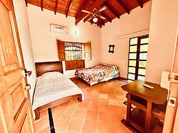 Paradise in San Jeronimo With Air Conditioning and Pool
