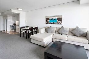 Sierra Broadbeach - Ocean View Apartment