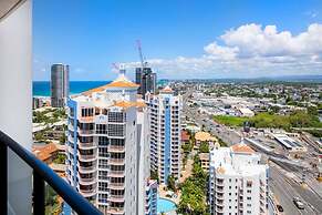 Sierra Broadbeach - Ocean View Apartment