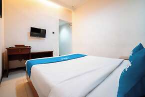 Rehat at Hotel 10 Buah Batu