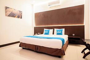 Rehat at Hotel 10 Buah Batu