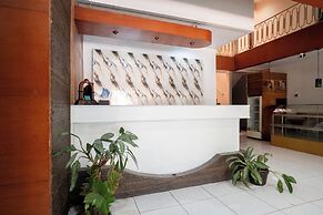 Rehat at Hotel 10 Buah Batu