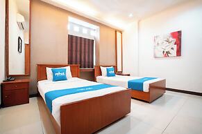Rehat at Hotel 10 Buah Batu