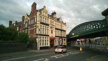 The Crown Hotel