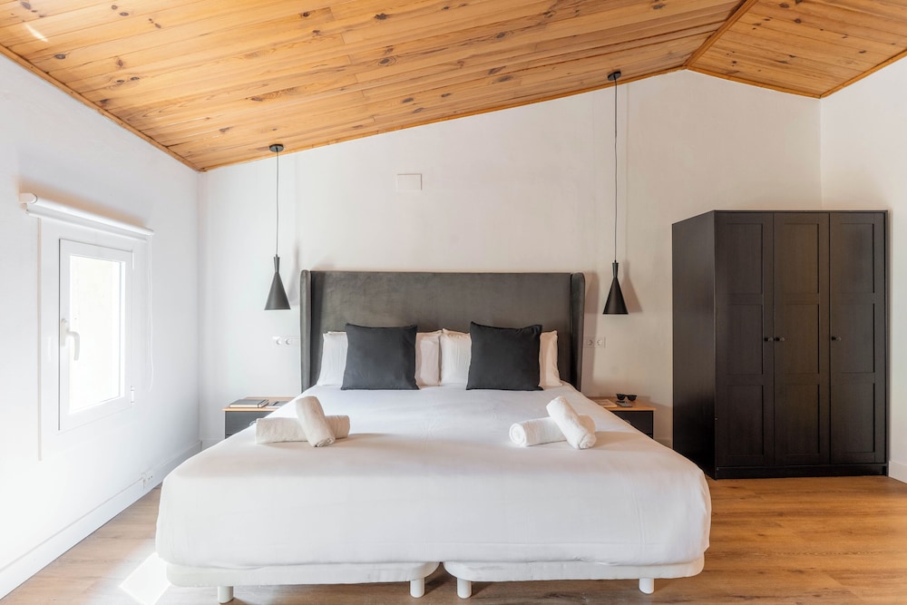 Guifré Apartment