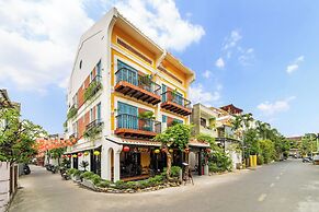 Yzistel Hoi An