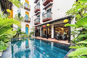 Yzistel Hoi An