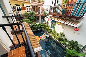 Yzistel Hoi An