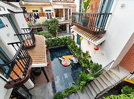Yzistel Hoi An