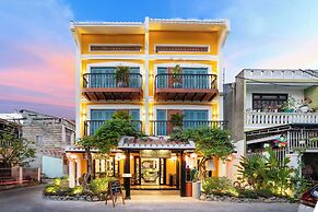 Yzistel Hoi An