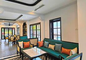 Yzistel Hoi An
