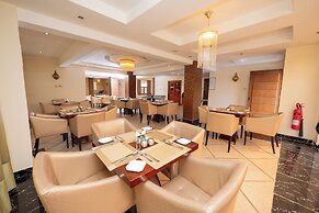 Lavington Residences By Trianum