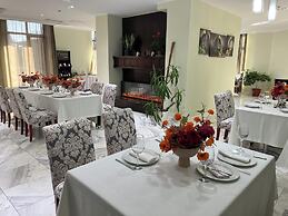 GIOWINE Hotel&Restaurant