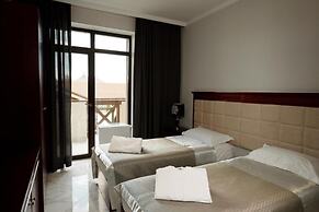 GIOWINE Hotel&Restaurant