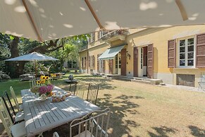 Villa Ca' Moneta Albavilla by Rent all Como