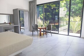 Coral Reef Villas