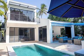 Coral Reef Villas