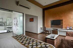 Aveda Diwatel