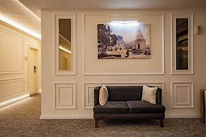 Levant Hotel