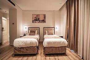 Levant Hotel