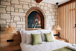 ACC Olives Luxury Boutique Hotel