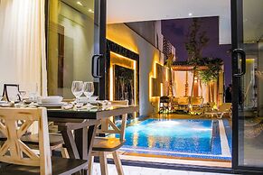 The Land Resort