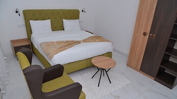 Bi Hotel SARL