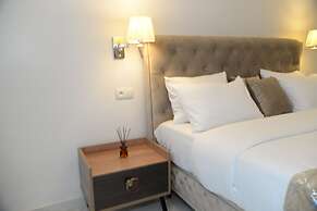 Bi Hotel SARL