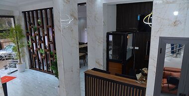 Bi Hotel SARL