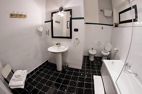 Balate maqueda bnb
