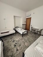 Backpacker Naples